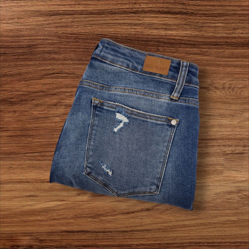 Judy Blue Jeans 11/30 Slim Fit Distressed Blue‎ Denim JB84183 Stretch Mid Rise